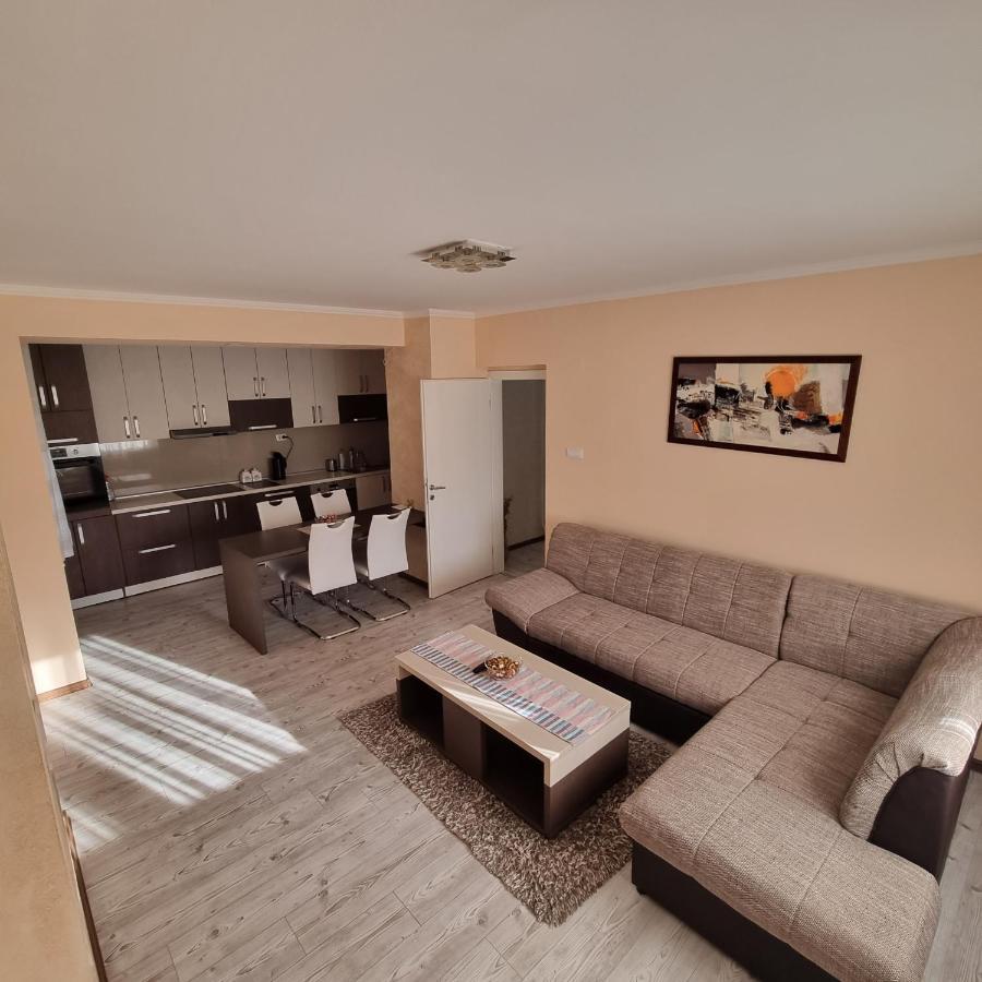 Koks Apartmans Subotica Eksteriør billede